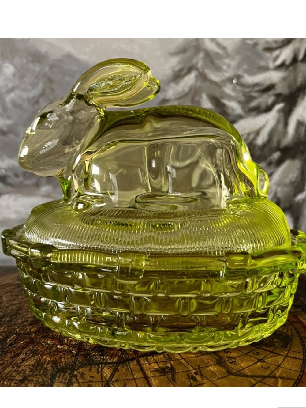 Vintage L.E. Smith Rabbit Covered Dish Green Glass Bunny Nest Candy Dish Easter